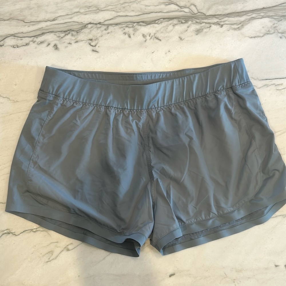 Athleta grey shorts large